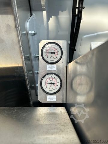 Autocisternă de vidanjare MERCEDES-BENZ MB ACTROS 2546 6x2/ Kroll ADR Sauger, K 1,0 - 13