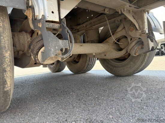 Tippsemitrailer MENCI MENCI KASTENMULDE SL740R,  GETREIDESCHIEBER, LIFTACHSE