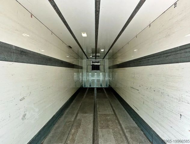 Koeloplegger SAMRO 3-AS STUURAS 3 TONS ACHTERSLUITKLEP