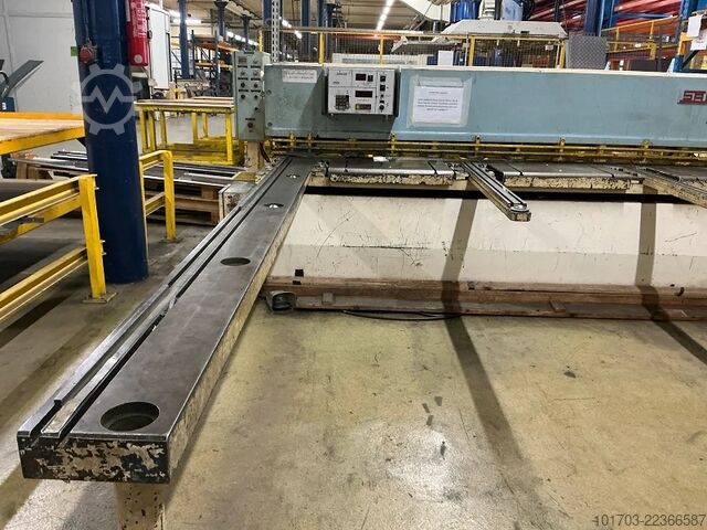 Hydraulische schaar SAGITA BEYELER 3000 x 4