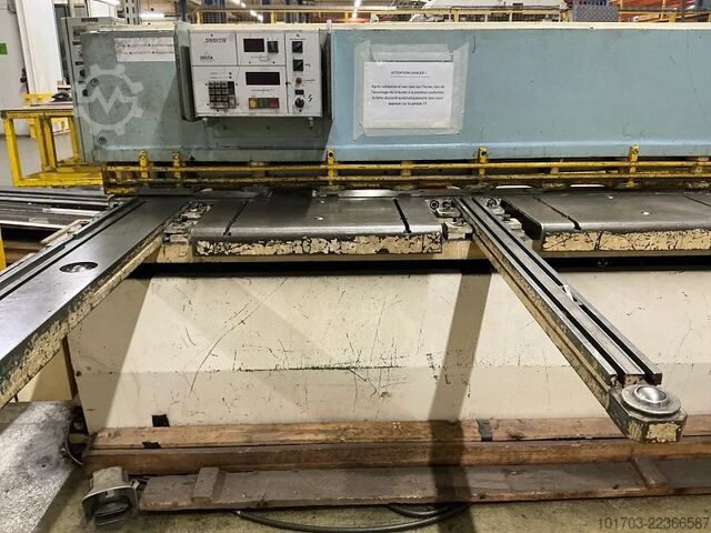 Hydraulische schaar SAGITA BEYELER 3000 x 4
