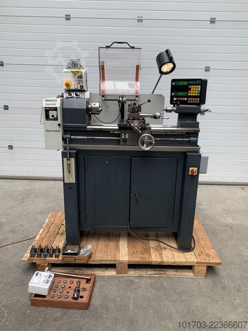 Tornio parallelo Wabeco D6000E