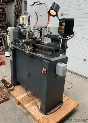 Tornio parallelo Wabeco D6000E