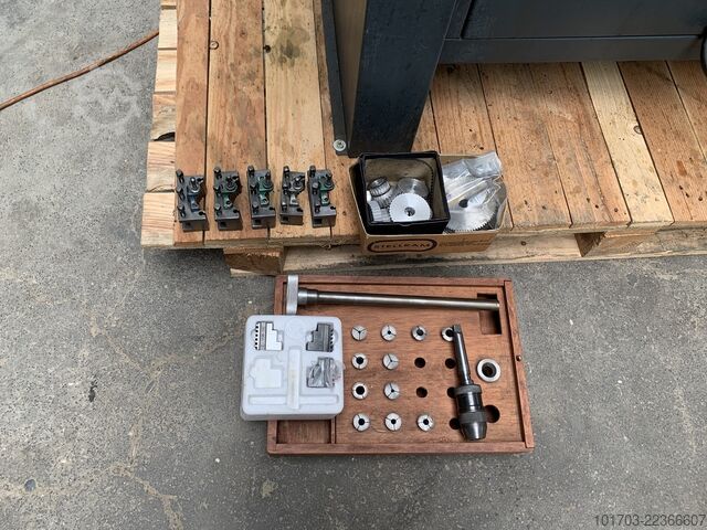 Tornio parallelo Wabeco D6000E