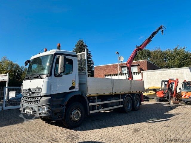 Autolaadkraan MERCEDES-BENZ 2636 Pritsche + Fassi F135 Kran 6x4 Blatt-Blatt