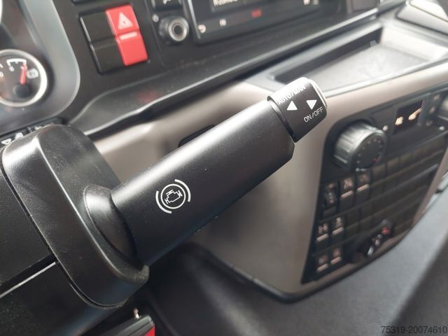 Platós teherautó ponyvával MAN TGL 12.250 BL 4x2