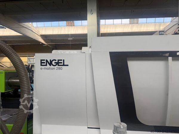 Injection molding machine Engel e-Motion 740/280 T WP