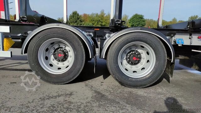 Tømmertransportør PAVIC ZHTA 18 56Z 22,5" 2-Achs Tandem Schemel SOFORT!