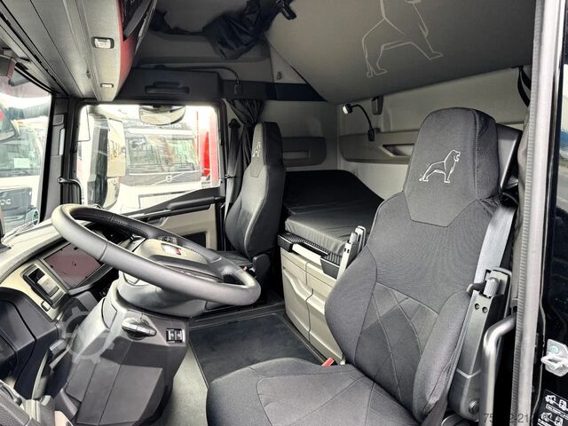 Vrachtwagen met kraan MAN TGX 26.540 6x2-4 LL Containerpritsche Fassi 545