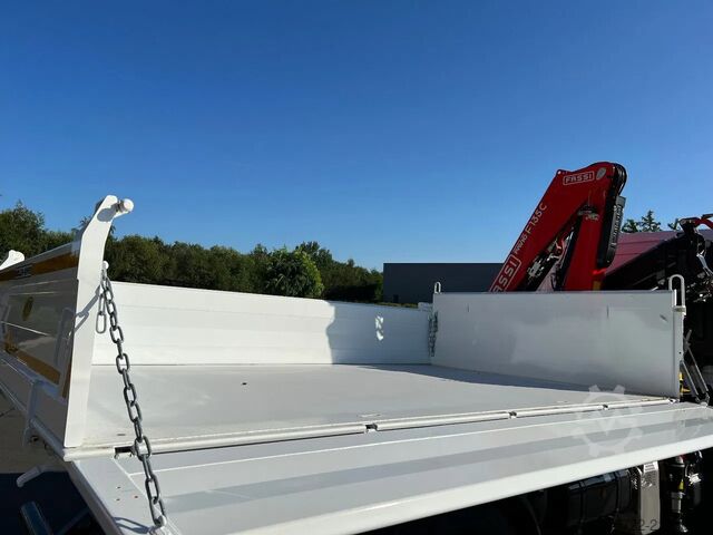 3 oldalú billenő MAN TGM 18.320 4x4 Meiller Trigenius FASSI F135