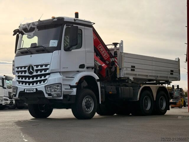 3 oldalú billenő Mercedes-Benz Arocs 3348 AK 6x6 Krankipper mit Fassi F195A2.24