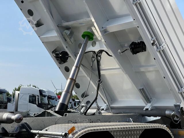 3 oldalú billenő Mercedes-Benz Arocs 3348 AK 6x6 Krankipper mit Fassi F195A2.24