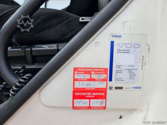 Samochód ciężarowy z plandeką typu platforma DAF DAF CF 310 Space Cab, Gardine, Ladebordwand 1,5