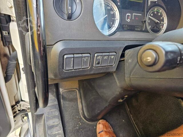 Samochód ciężarowy z plandeką typu platforma DAF DAF CF 310 Space Cab, Gardine, Ladebordwand 1,5