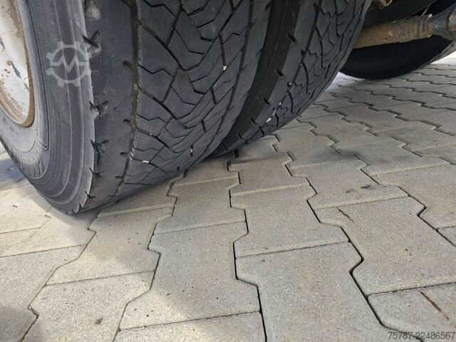 Samochód ciężarowy z plandeką typu platforma DAF DAF CF 310 Space Cab, Gardine, Ladebordwand 1,5