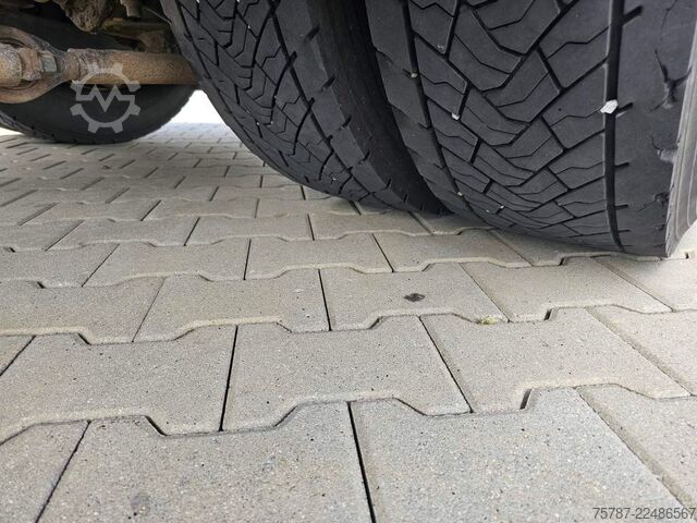 Samochód ciężarowy z plandeką typu platforma DAF DAF CF 310 Space Cab, Gardine, Ladebordwand 1,5