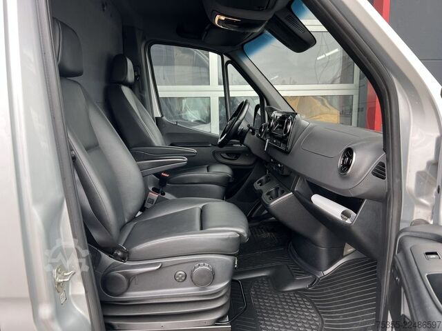 Furgon z wysokim dachem MERCEDES-BENZ Sprinter 319 CDI DISTRONIC NAVI 10MBUX 360° CAM