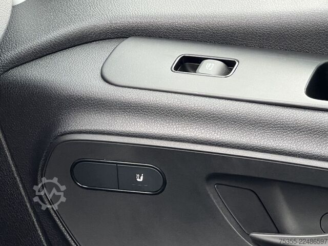 Furgon z wysokim dachem MERCEDES-BENZ Sprinter 319 CDI DISTRONIC NAVI 10MBUX 360° CAM