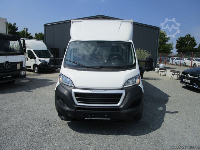 Sandučar PEUGEOT Boxer  2.0L 130PS*3-Achser+Türen+Rampe hinten*