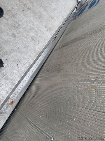 Chladírenský návěs SCHMITZ CARGOBULL SKO 20 City damaged