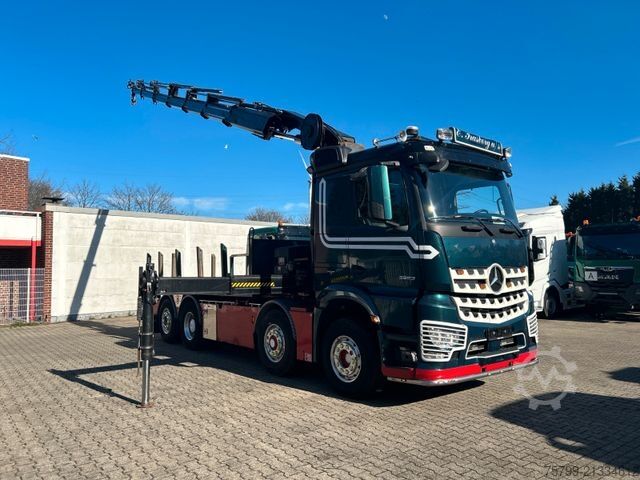 Lastbilmonteret kran MERCEDES-BENZ 3253 + HIAB 302 Kran 8x2-4 HAD ALLRAD