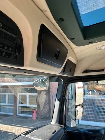 Lastbilmonteret kran MERCEDES-BENZ 3253 + HIAB 302 Kran 8x2-4 HAD ALLRAD