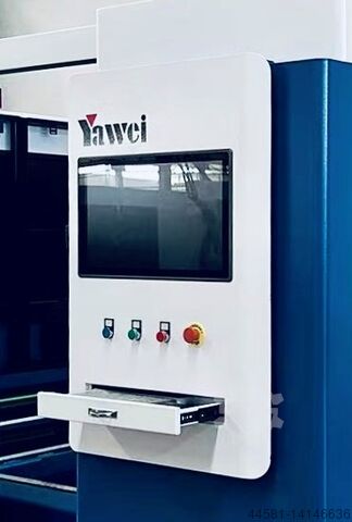 Lézervágó gép YAWEI HLB 1530 6KW