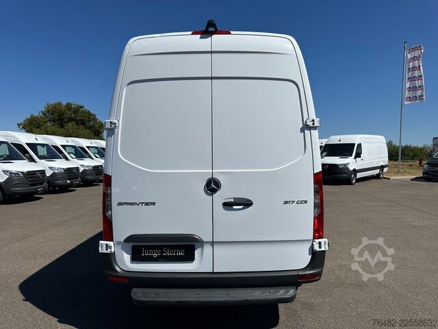 Bestelwagen MERCEDES-BENZ Sprinter 317 CDI KA/L2H2/3665/MBUX/NAVI/AUTOMATI