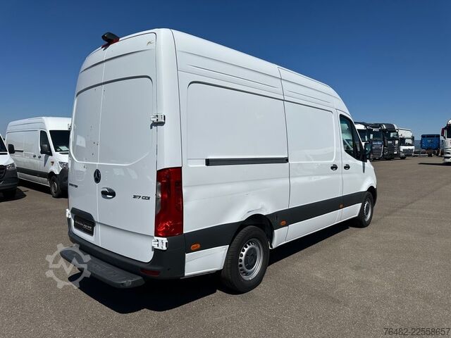 Bestelwagen MERCEDES-BENZ Sprinter 317 CDI KA/L2H2/3665/MBUX/NAVI/AUTOMATI