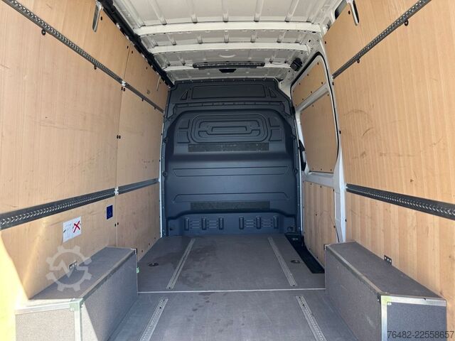 Bestelwagen MERCEDES-BENZ Sprinter 317 CDI KA/L2H2/3665/MBUX/NAVI/AUTOMATI