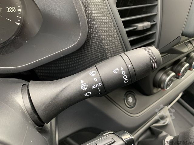 Kastenwagen RENAULT Trafic BUSINESS+ L1H1 3,0t BLUE dCi 130 KLIMA+ZV