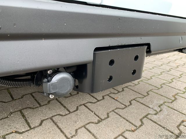 Kastenwagen RENAULT Trafic BUSINESS+ L1H1 3,0t BLUE dCi 130 KLIMA+ZV