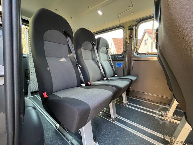 Minibüs VOLKSWAGEN CRAFTER 2,0 TDI 9 SITZER KAMERA AHK KLIMA RAMPE