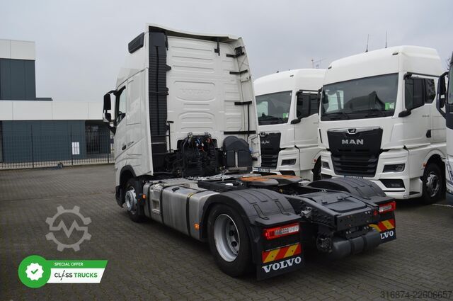 Standart çekici ünitesi VOLVO FH 500 Globetrotter XL Varios