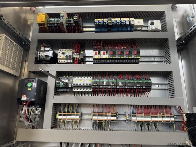 Vleesverwerkingsmachine GEA-CFS braadlijn Type BR 3000/400