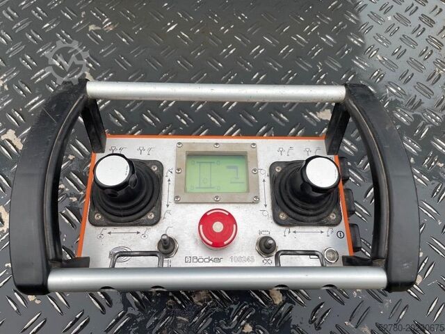 Alle terrein kraan Böcker AK 32/1500