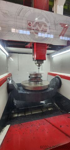 Centrum tokarsko-frezarskie CNC - 5 osi - symultaniczne IGREK FR 1000 T