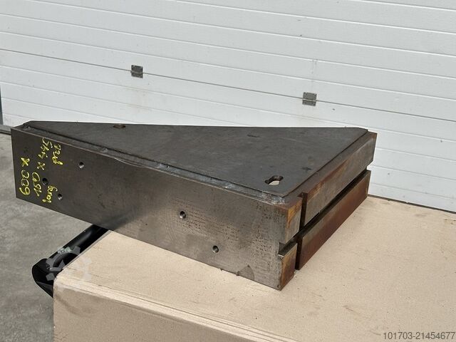 Paar Stahl-Winkelplatten Paire d'équerres en acier 600 x 445 x 150 mm