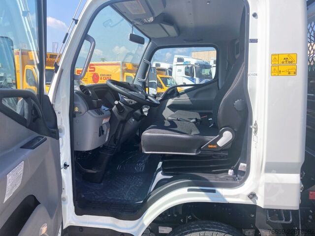 Dodávka MITSUBISHI Canter  3C13/25 TF1 no GSR Cab Sing