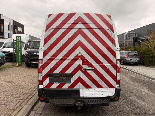 Dugačak kamion sa kutijama Renault master 2.3dci 145pk L3H2 RWD