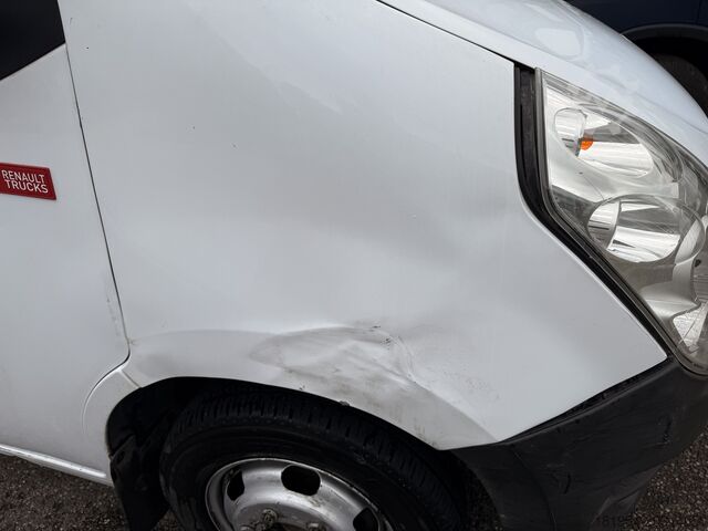 Dugačak kamion sa kutijama Renault master 2.3dci 145pk L3H2 RWD
