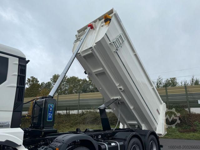 Billenő teherautó MAN TGS 35.480 BB 8X4 Mulden Kipper 5X Vorhanden