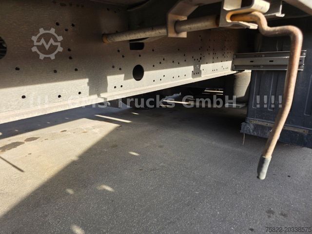 Semi-remorque bâchée SCHMITZ CARGOBULL SCB S3T / Varios / German / neutrale Plane