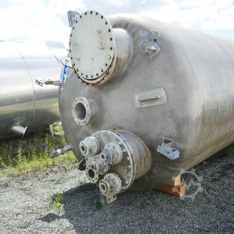 27200 liter opslagtank gemaakt van V4A INOX - MAURER AG K0116