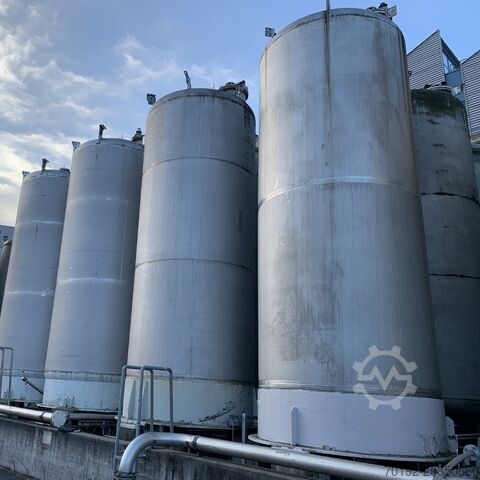 27200 liter opslagtank gemaakt van V4A INOX - MAURER AG K0116