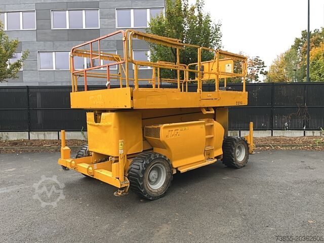 Mesa elevadora de tijera JLG 4394RT (15m)