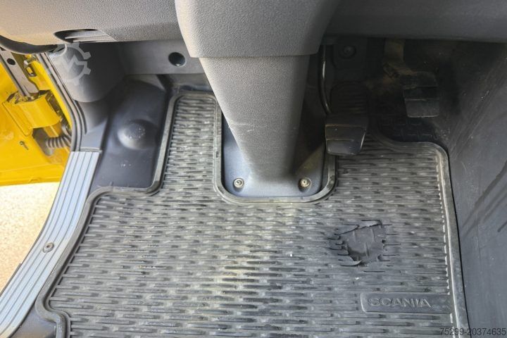 Vuilniswagen Scania P360 LB 6x2 Faun / Swiss-Vehicle