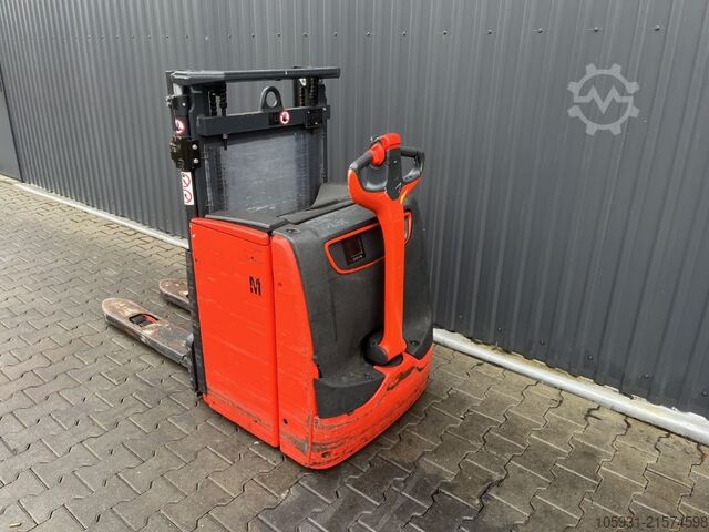 Gyalogos targonca Linde L14