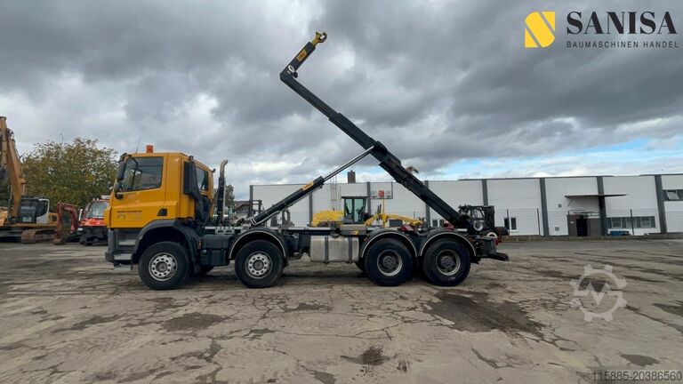 Roll-off kipper DAF CF 450 Abrollkipper HYVA 30-67-S 30T/Lenkachse