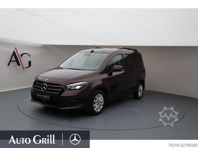 Miniautocarro Mercedes-Benz T 180 PROGRESSIVE Standard MBUX+Progressive+LED